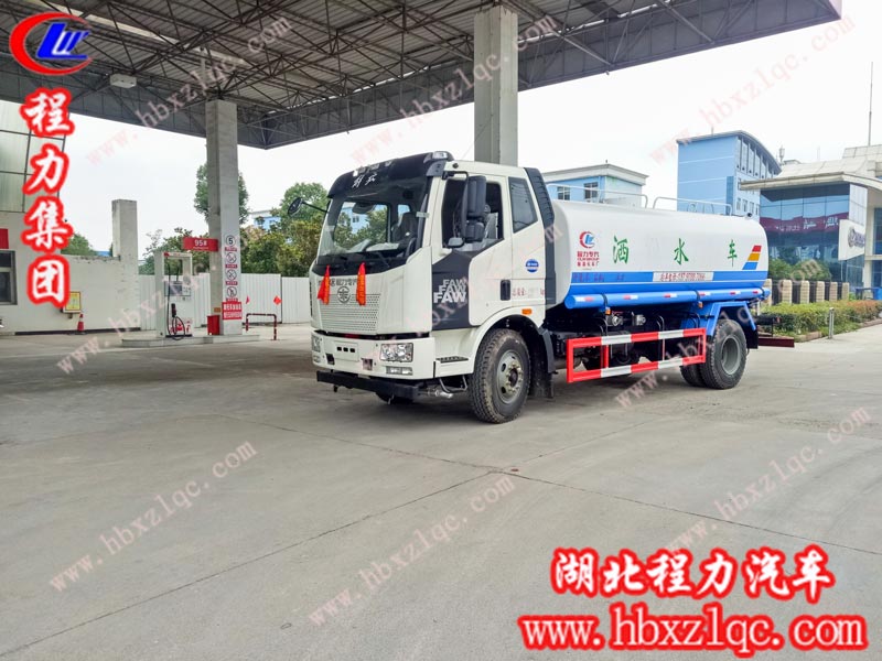 2019/06/27/，胡總在程力集團(tuán)自提一輛14方解放J6灑水車，單號(hào)：25199/70129